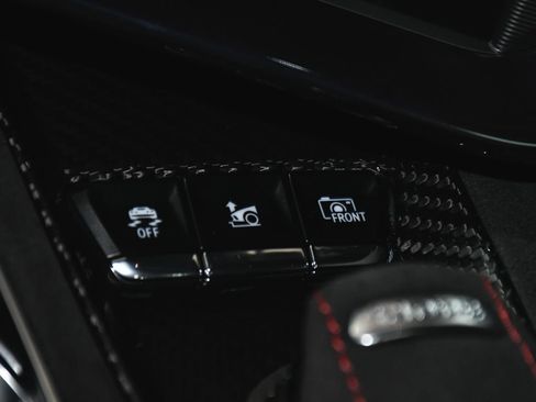 Used 2024 Chevrolet Corvette Stingray Premium Conv w/ Z51 Performance Package RWD image 29