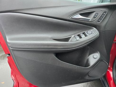 Used 2023 Buick Encore GX Essence w/ Experience Buick Package image 22