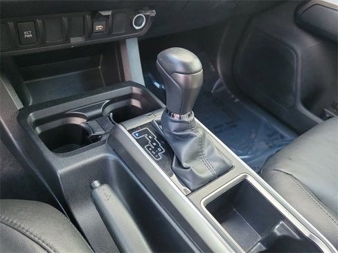 Used 2023 Toyota Tacoma SR5 image 19