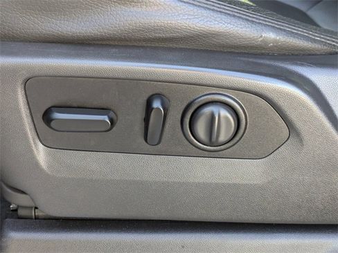 Used 2021 GMC Sierra 3500 Denali w/ Denali Ultimate Package image 19