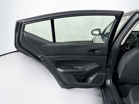 Used 2024 Nissan Altima 2.5 SV image 24