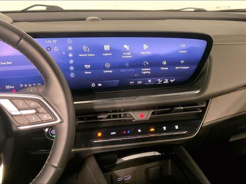 Used 2025 Buick Envision Preferred AWD/4WD image 6