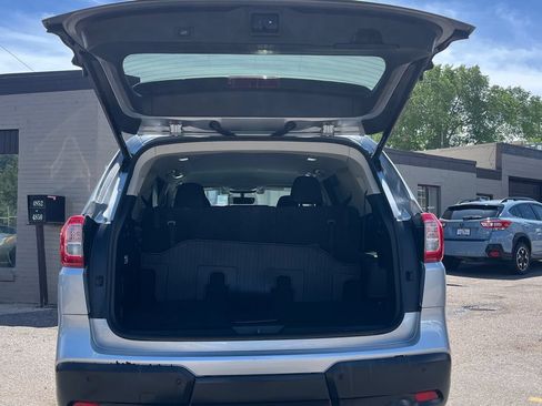 Used 2019 Subaru Ascent Limited AWD/4WD image 24
