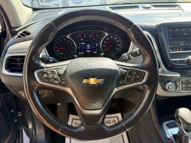 Used 2022 Chevrolet Equinox LT w/ Driver Convenience Package AWD/4WD image 13