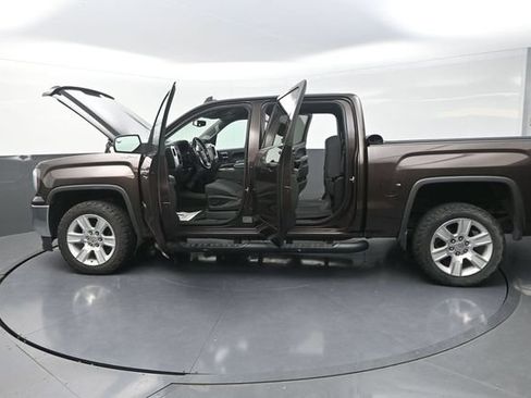 Used 2016 GMC Sierra 1500 SLE w/ SLE Value Package AWD/4WD image 43