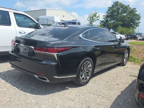Used 2018 Lexus LS 500 w/ Interior Upgrade Package RWD image 4