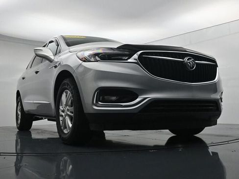 Used 2019 Buick Enclave Essence AWD/4WD image 36