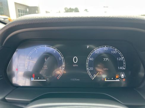 Used 2024 Jeep Grand Cherokee Limited RWD image 16