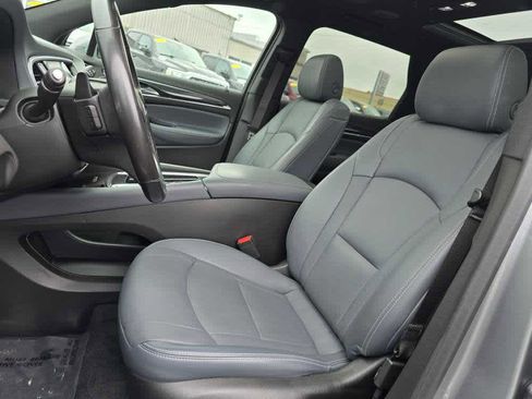 Used 2023 Buick Enclave Essence w/ Experience Buick Package image 19