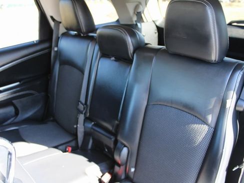 Used 2019 Dodge Journey Crossroad image 18