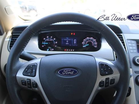 Used 2016 Ford Taurus SEL FWD image 22