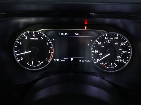 Used 2024 Nissan Pathfinder SV image 18