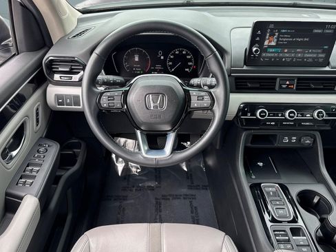 Certified 2025 Honda Pilot EX-L image 29