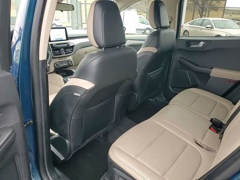Used 2020 Ford Escape SEL image 28