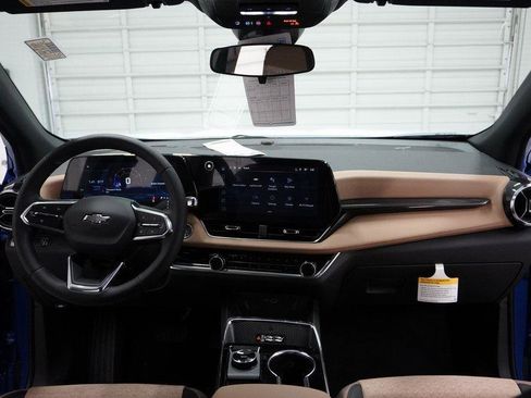 New 2026 Chevrolet Equinox ACTIV w/ Convenience Package III image 35