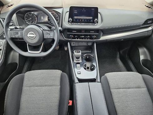 Certified 2023 Nissan Rogue SV FWD image 18