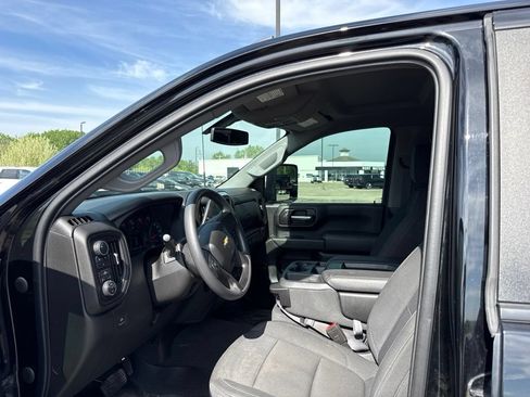 Used 2021 Chevrolet Silverado 2500 Custom w/ Custom Value Package AWD/4WD image 16