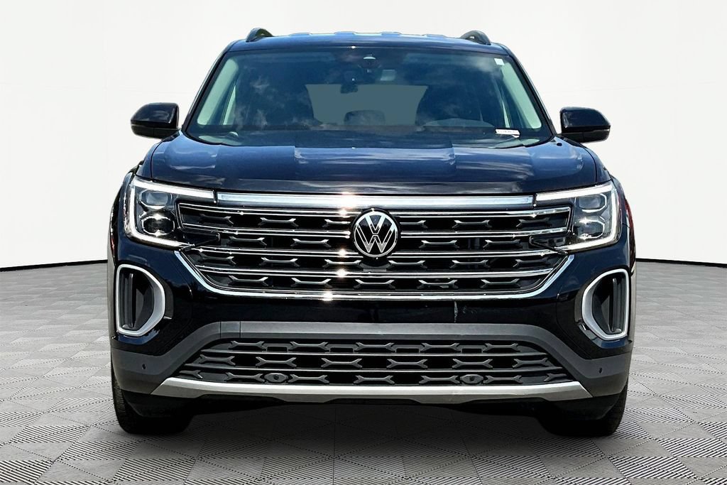 Used 2026 Volkswagen Atlas SE AWD/4WD image 2