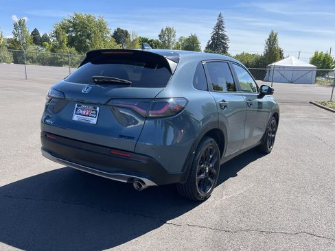 Used 2025 Honda HR-V Sport image 5