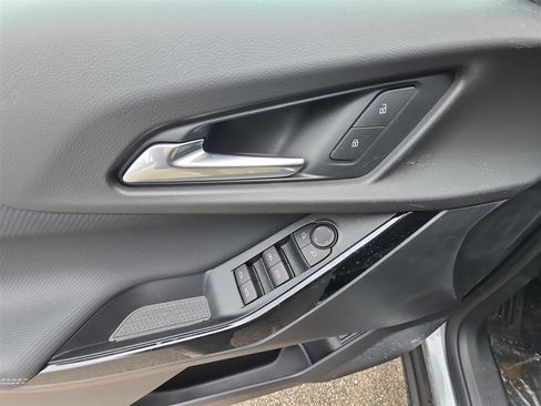 New 2026 Chevrolet Equinox LT w/ Convenience Package II image 22