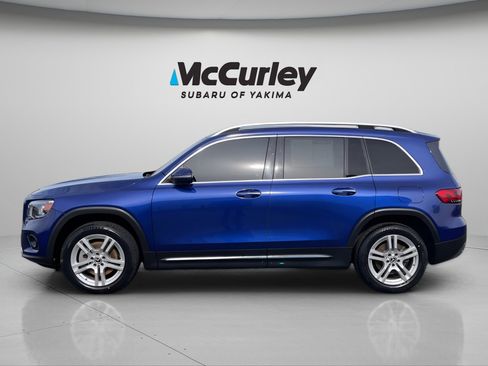 Used 2021 Mercedes-Benz GLB 250 4MATIC image 2