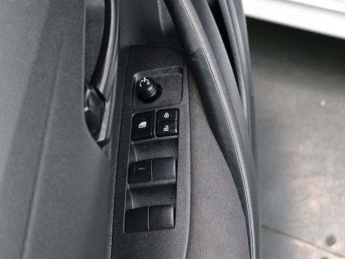 Used 2025 Toyota Corolla LE FWD image 10