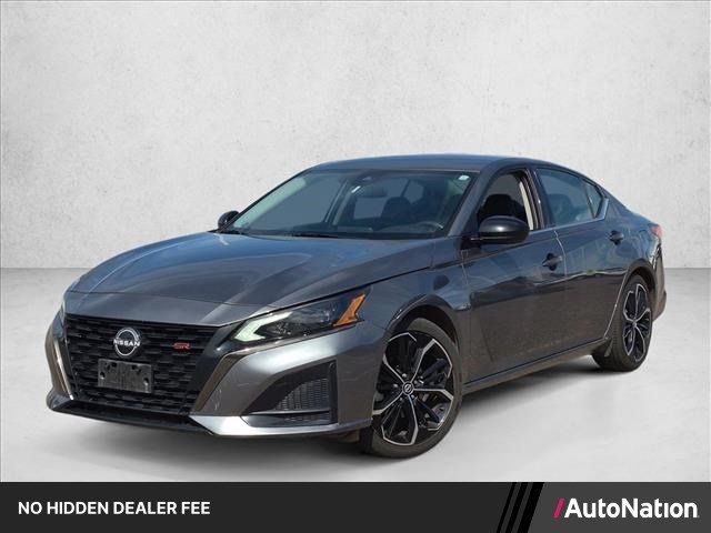 Used 2024 Nissan Altima 2.5 SR FWD image 1