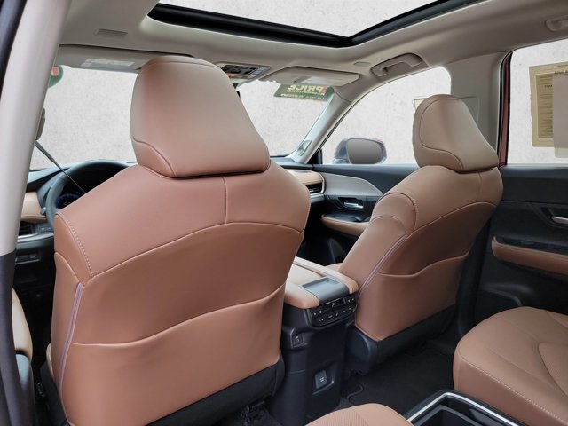 Used 2026 Toyota Grand Highlander AWD image 18