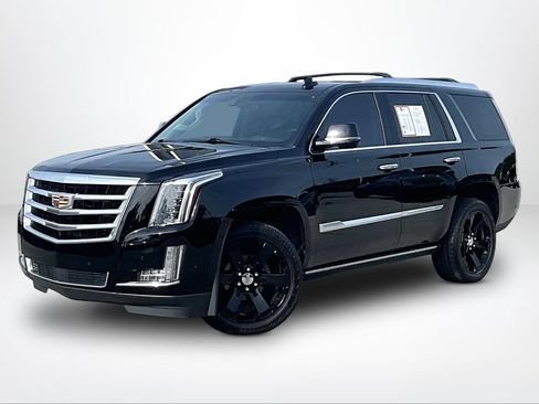 Used 2019 Cadillac Escalade Premium Luxury AWD/4WD image 2