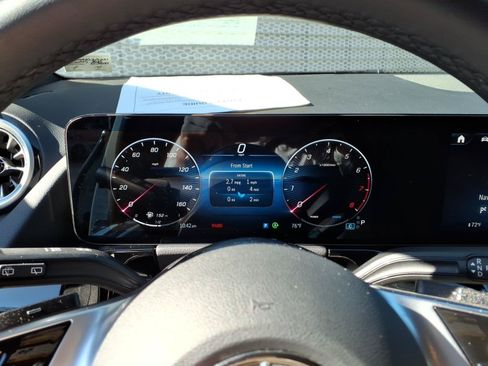 Used 2025 Mercedes-Benz GLA 250 4MATIC image 18
