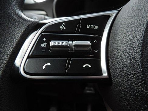 Used 2020 Kia Optima LX image 22