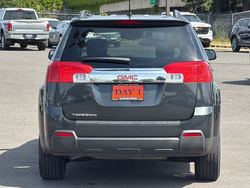 Used 2014 GMC Terrain SLE FWD image 6