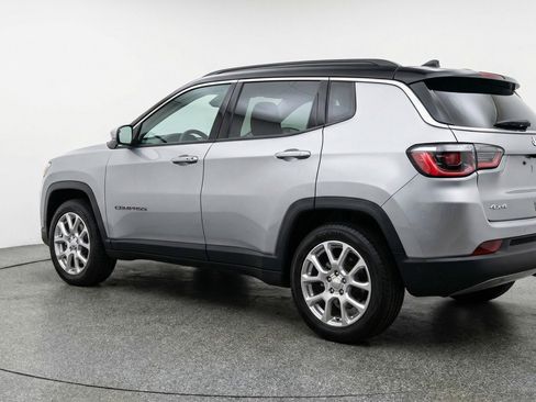 Used 2025 Jeep Compass Limited AWD/4WD image 6