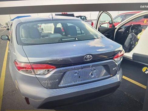 Used 2024 Toyota Corolla LE FWD image 5