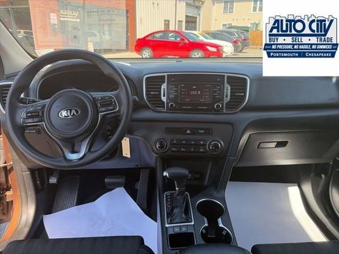 Used 2017 Kia Sportage LX FWD image 12
