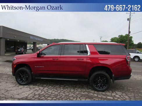 Used 2023 Chevrolet Suburban LS w/ Max Trailering Package AWD/4WD image 8