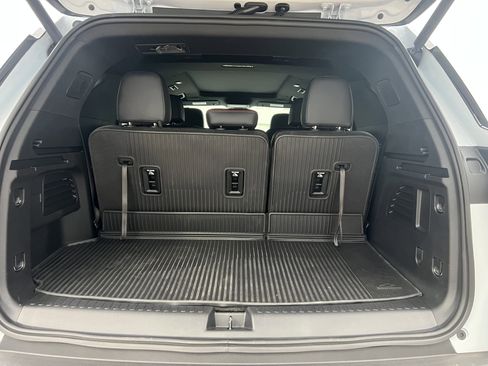 New 2026 Chevrolet Traverse Z71 w/ Enhanced Driving Package image 10