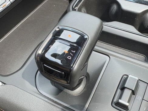 Used 2022 GMC Sierra 1500 AT4 w/ AT4 Preferred Package AWD/4WD image 20