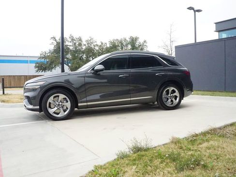 New 2026 Genesis GV70 2.5T image 3