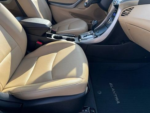 Used 2013 Hyundai Elantra Limited w/ Technology Pkg FWD image 13