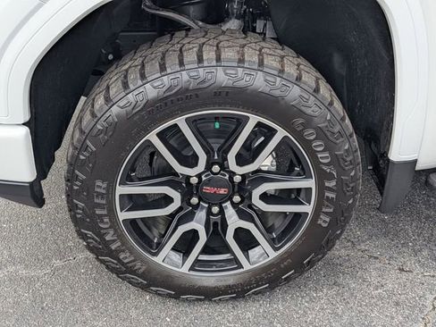 New 2026 GMC Sierra 1500 AT4 w/ AT4 Premium Package image 9