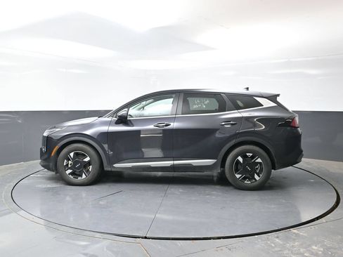 Used 2026 Kia Sportage LX FWD image 11