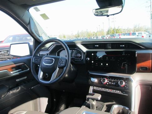 Certified 2022 GMC Sierra 1500 Denali w/ Technology Package image 27