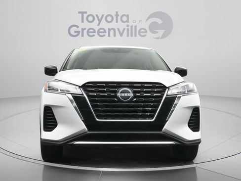 Used 2025 Nissan Kicks Play S image 23