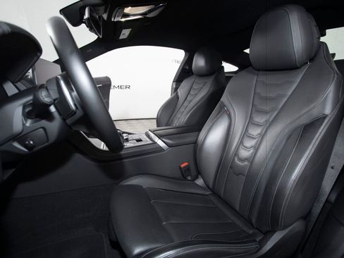 Used 2023 BMW 840i Coupe w/ Driving Assistance Package RWD image 15