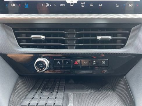 Used 2025 Ford Explorer ST w/ Sun And Sound Package AWD/4WD image 36