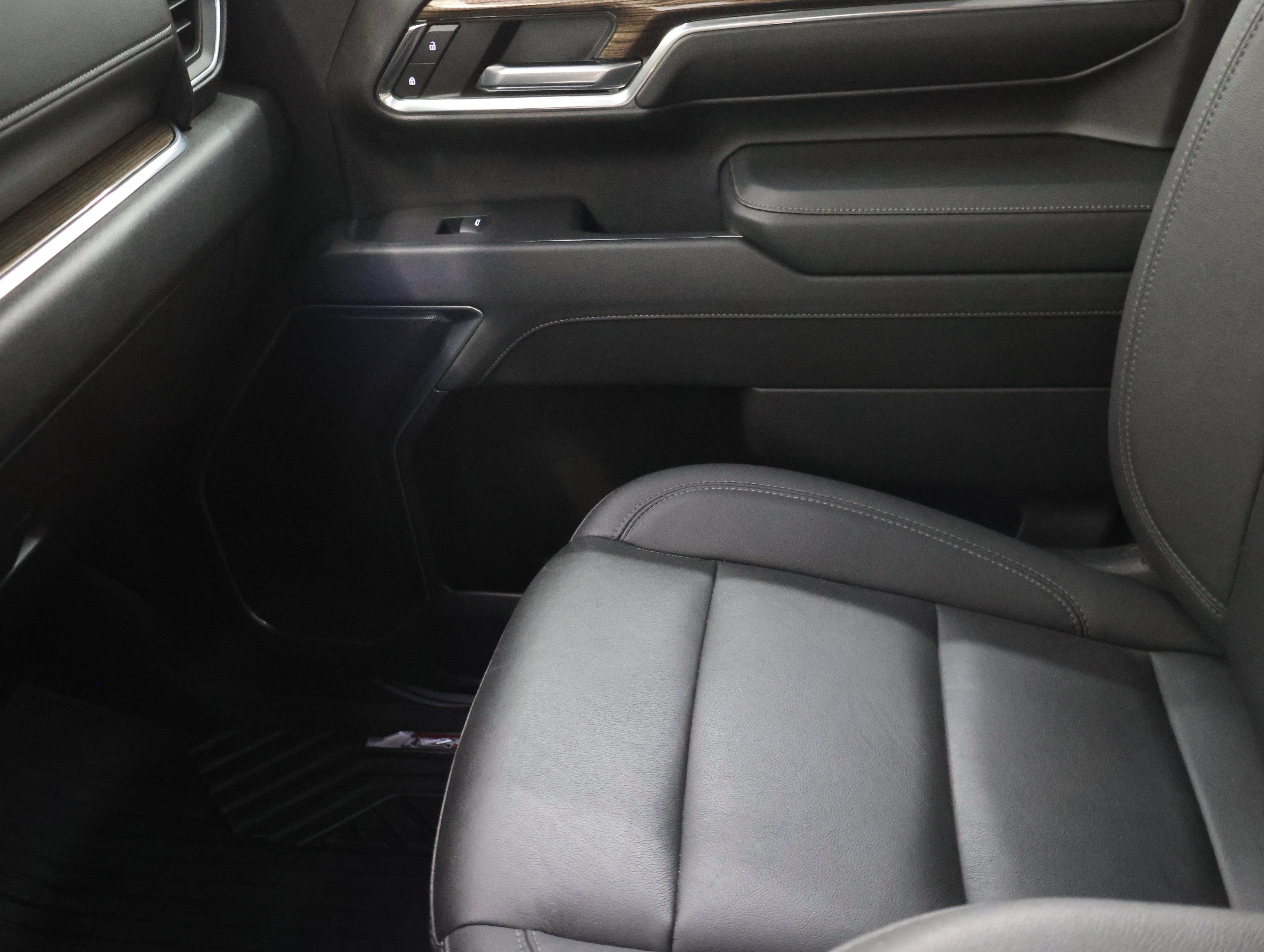 Used 2024 Chevrolet Silverado 2500 LT AWD/4WD image 13