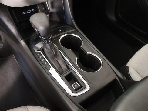 Used 2024 Chevrolet Equinox LT image 7