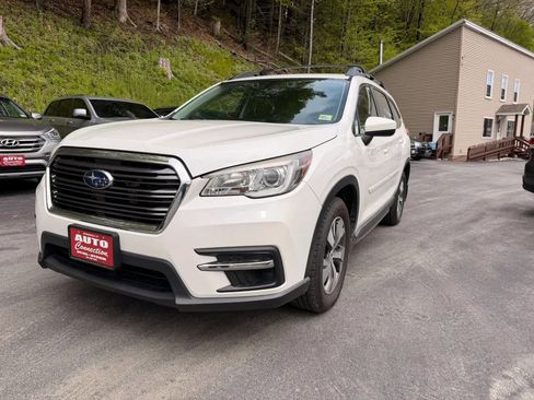 Used 2019 Subaru Ascent Premium AWD/4WD image 1