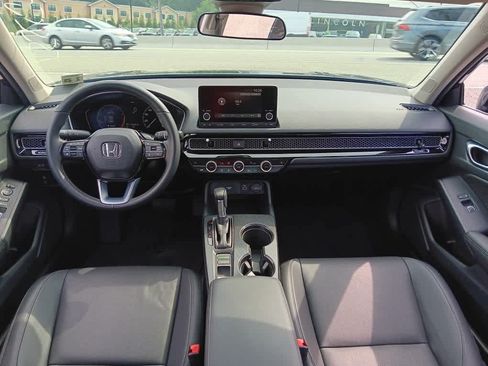 Used 2024 Honda Civic EX-L image 18